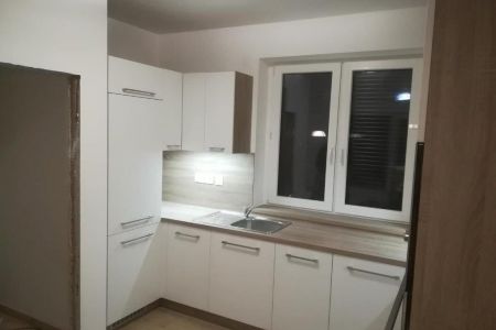 Modern konyha e2